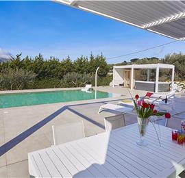 3 bedroom villa with infinity pool, jacuzzi & sauna, Castellammare del Golfo, sleeps 6